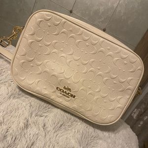 COACH Jes Crossbody In Signature Leather IM/CHALK